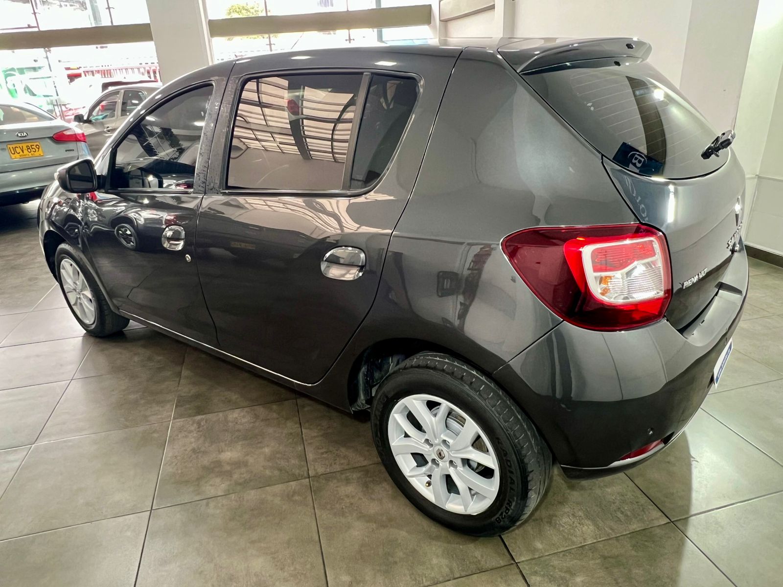 🚙RENAULT SANDERO 1.6 EXPRESIÓN 🚙