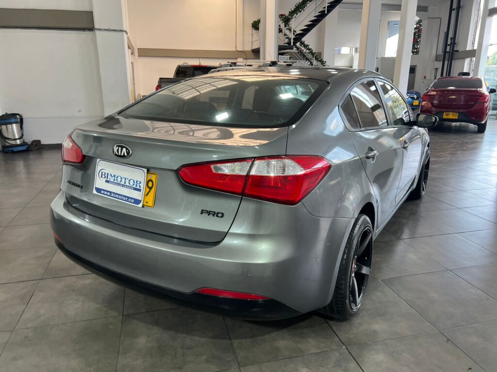 🚙KIA CERATO CERATO PRO 1.6 MT 🚙