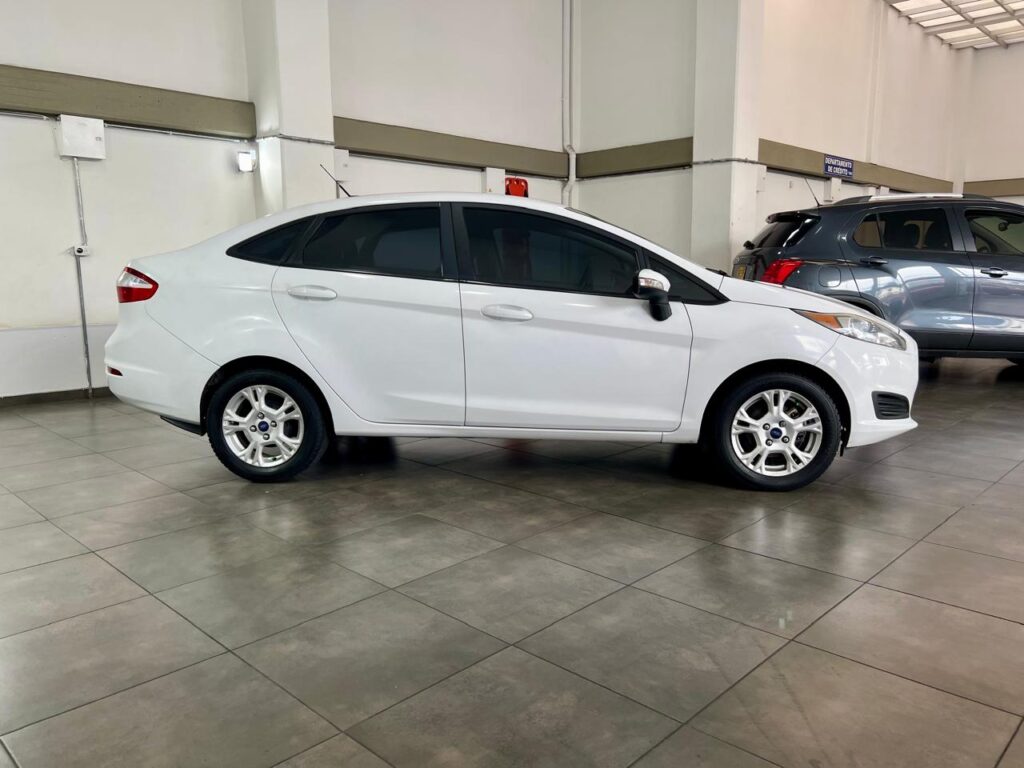 🚙FORD FIESTA SÉ SEDAN AUT 🚙
