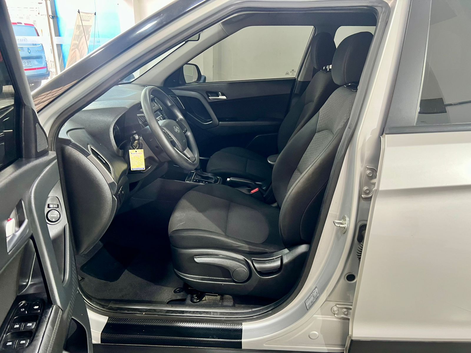 HYUNDAI CRETA 1.6 PREMIUM AUT