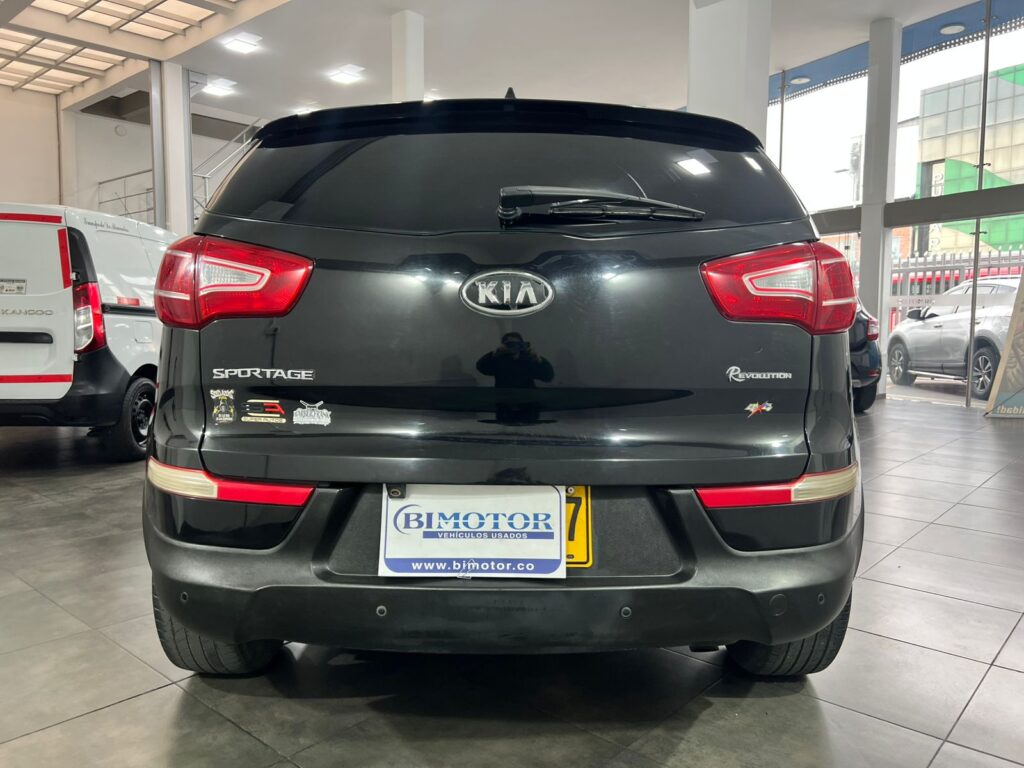 KIA SPORTAGE REVOLUTION 2.4 DYNAMAX 4×4
