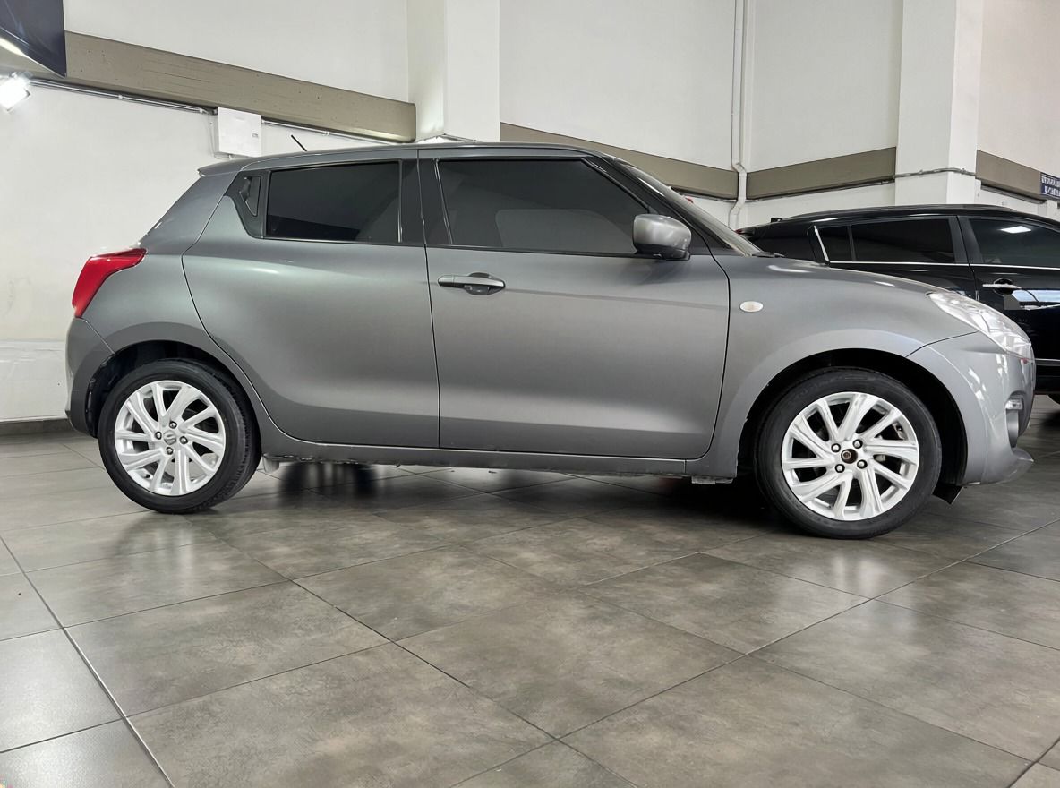 SUZUKI SWIFT HÍBRIDO 1.2 MT