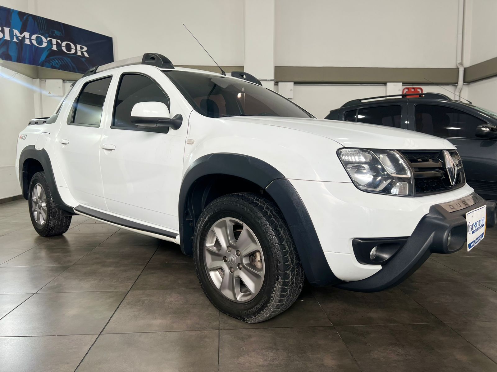 RENAULT OROCH 4×4 INTENS MT