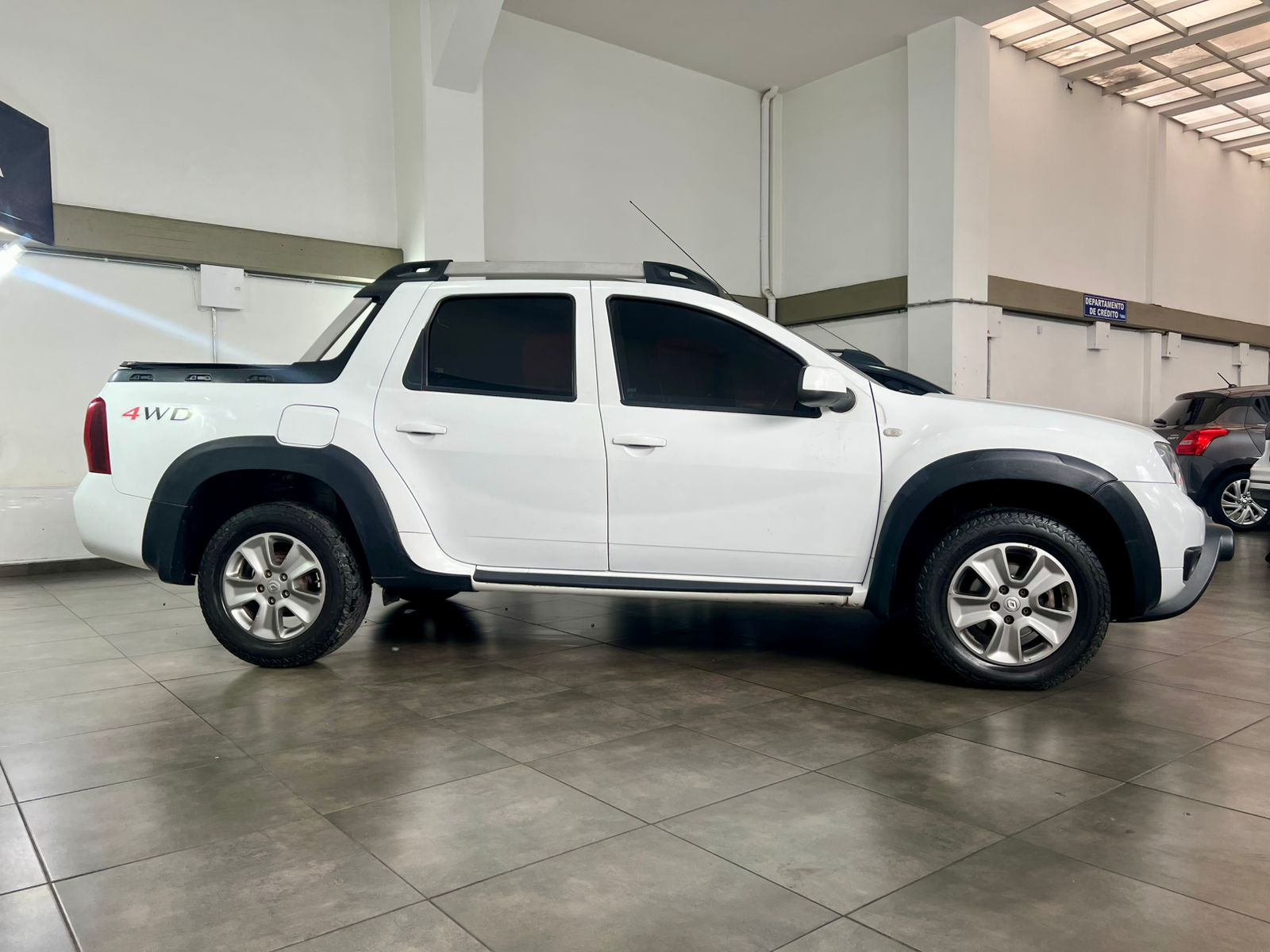RENAULT OROCH 4×4 INTENS MT