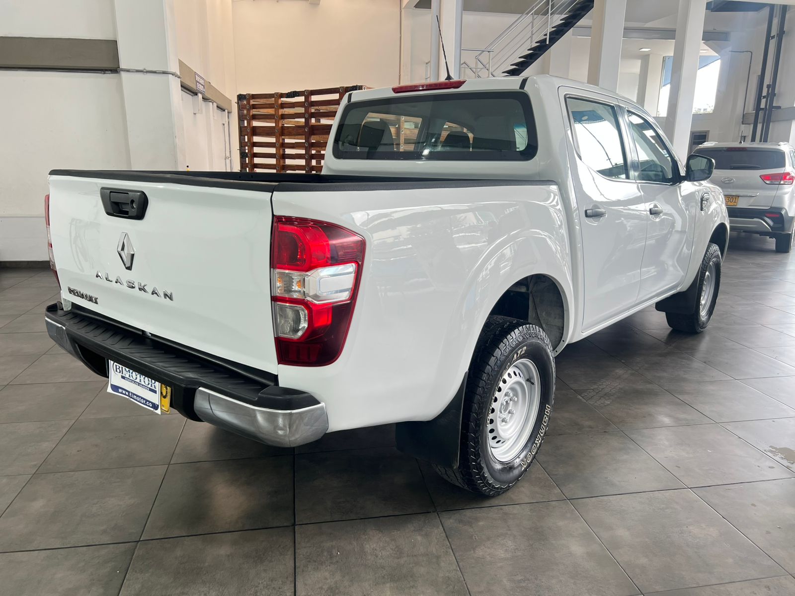 RENAULT ALASKAN 2.5 DIÉSEL DOBLE CABINA