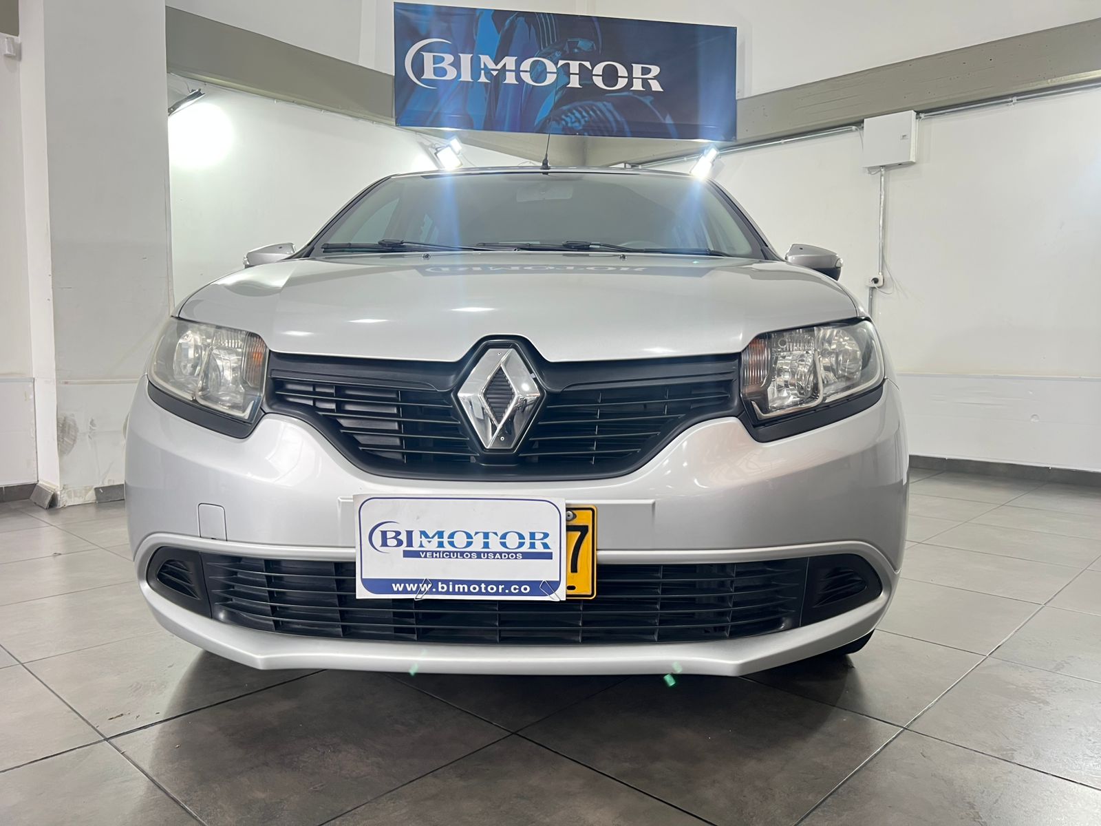 RENAULT SANDERO LIFE