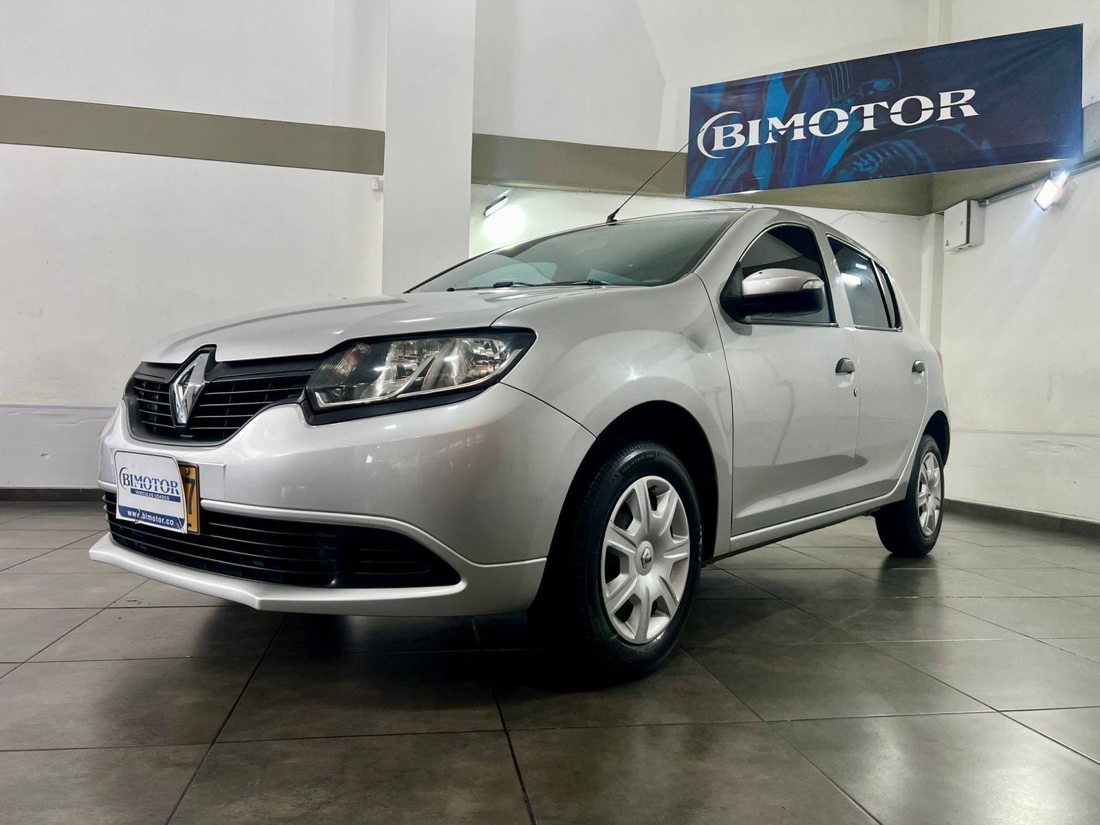 RENAULT SANDERO LIFE