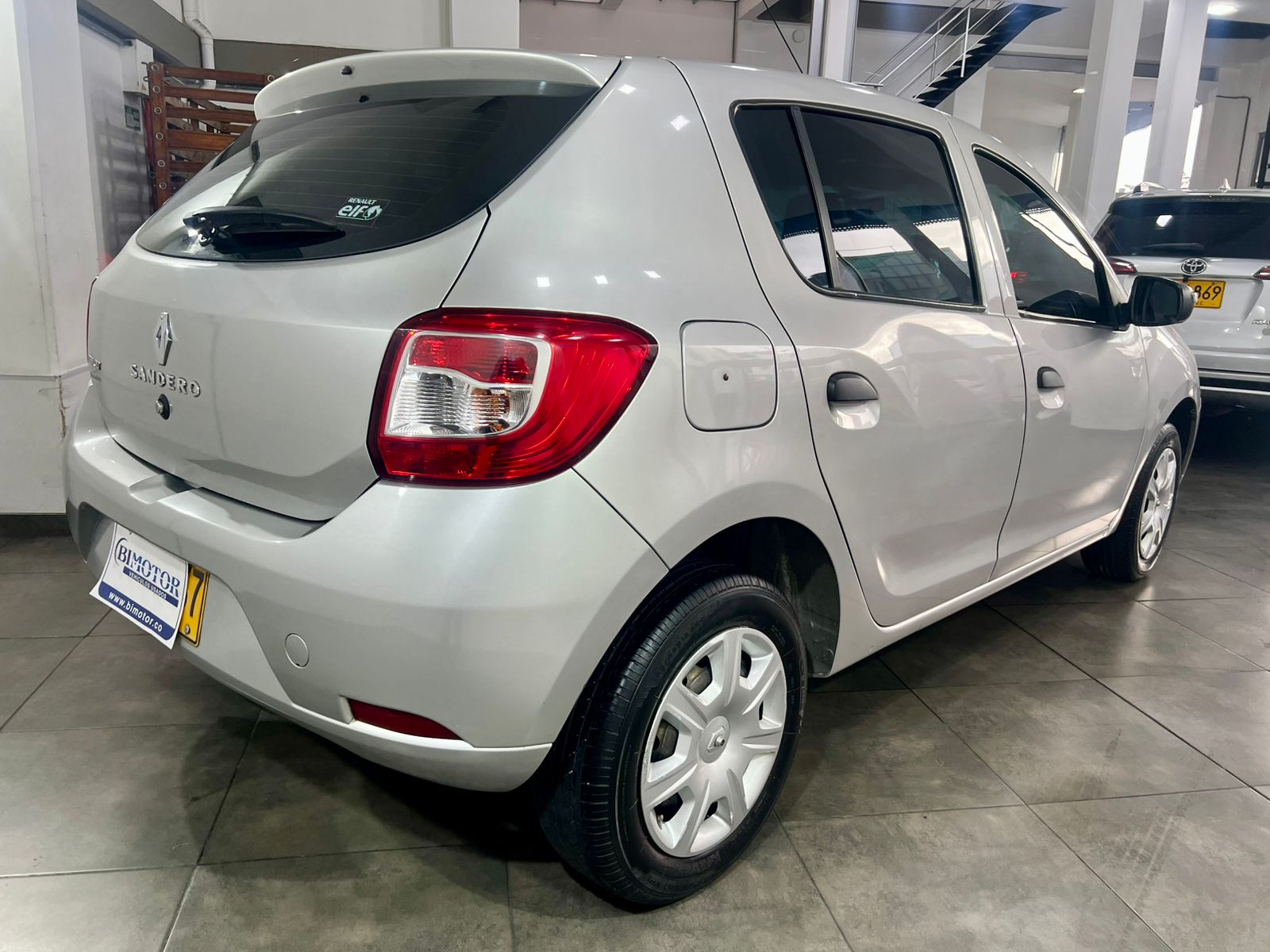 RENAULT SANDERO LIFE