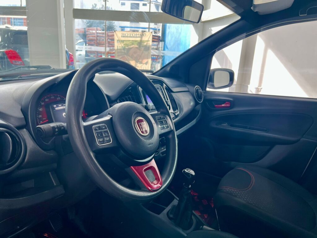 FIAT UNO SPORTING