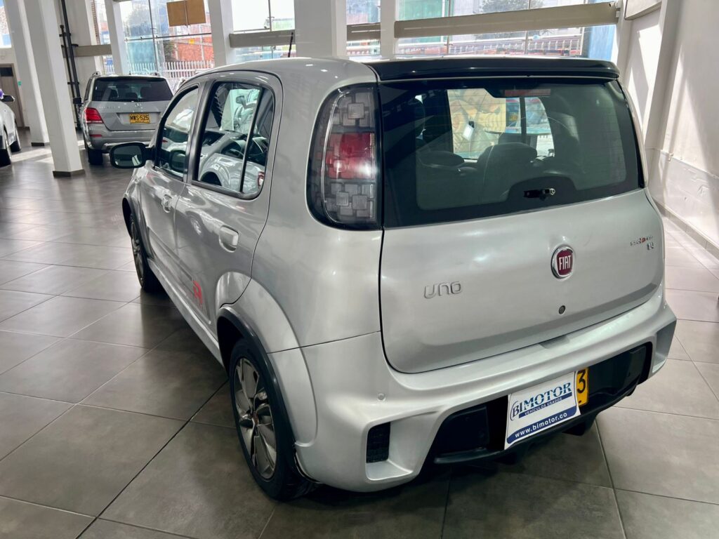 FIAT UNO SPORTING