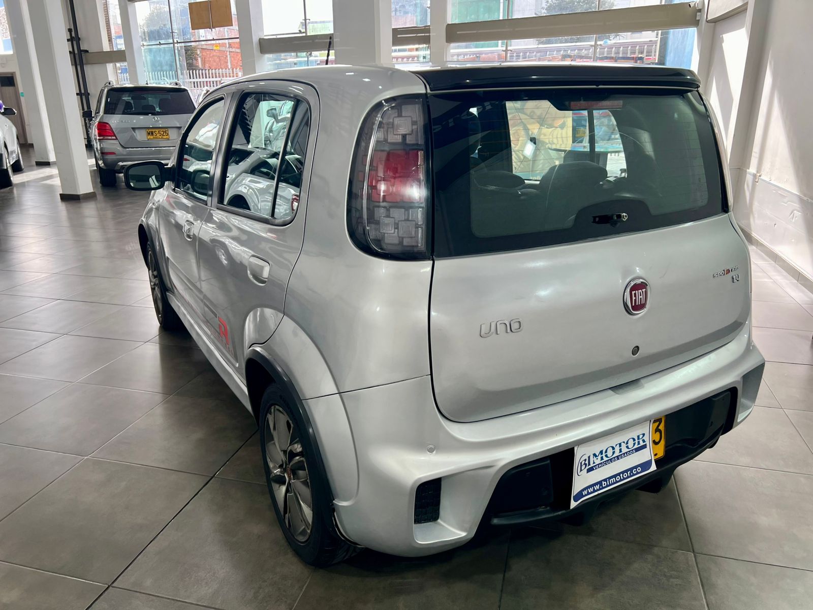 FIAT UNO SPORTING