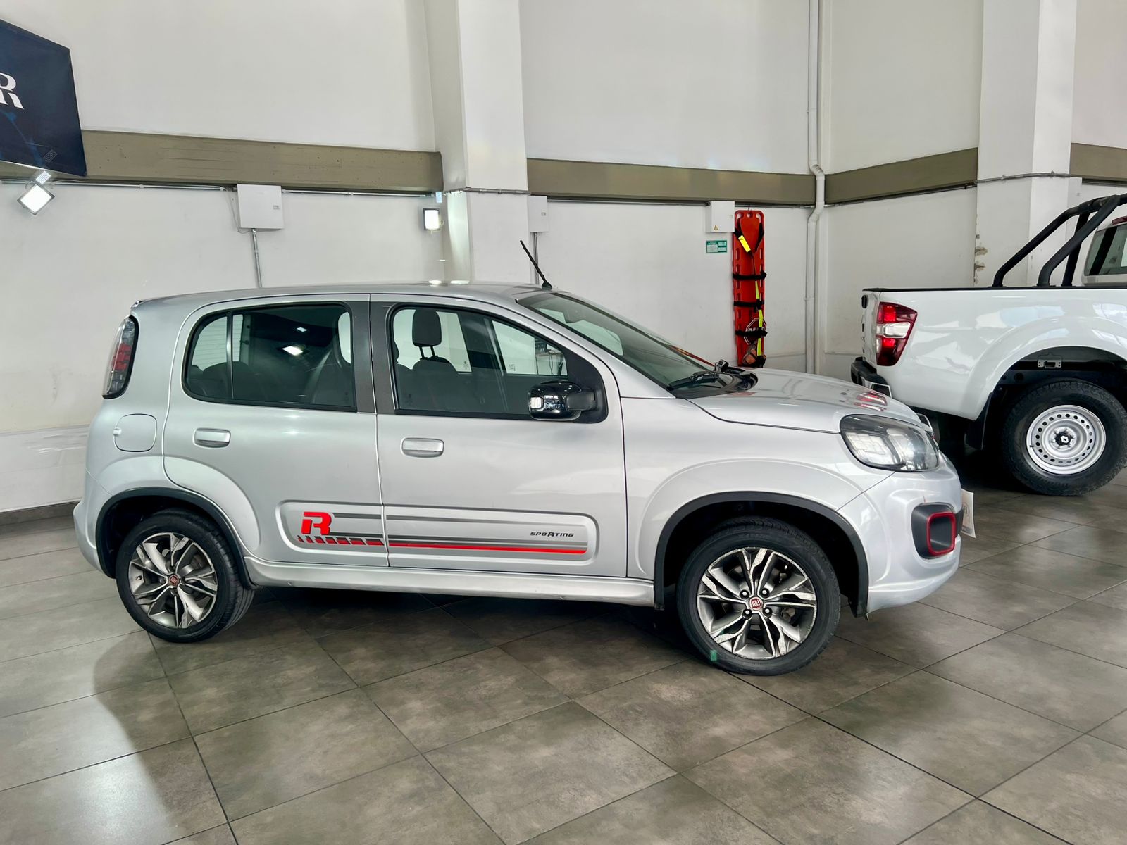 FIAT UNO SPORTING