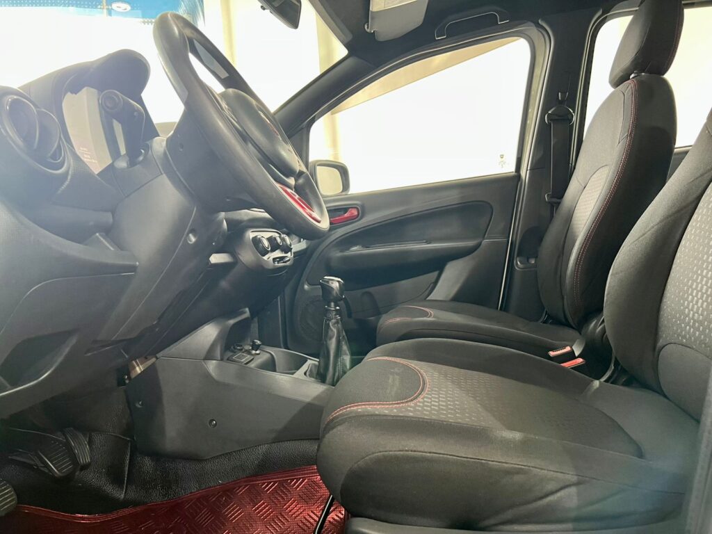 FIAT UNO SPORTING