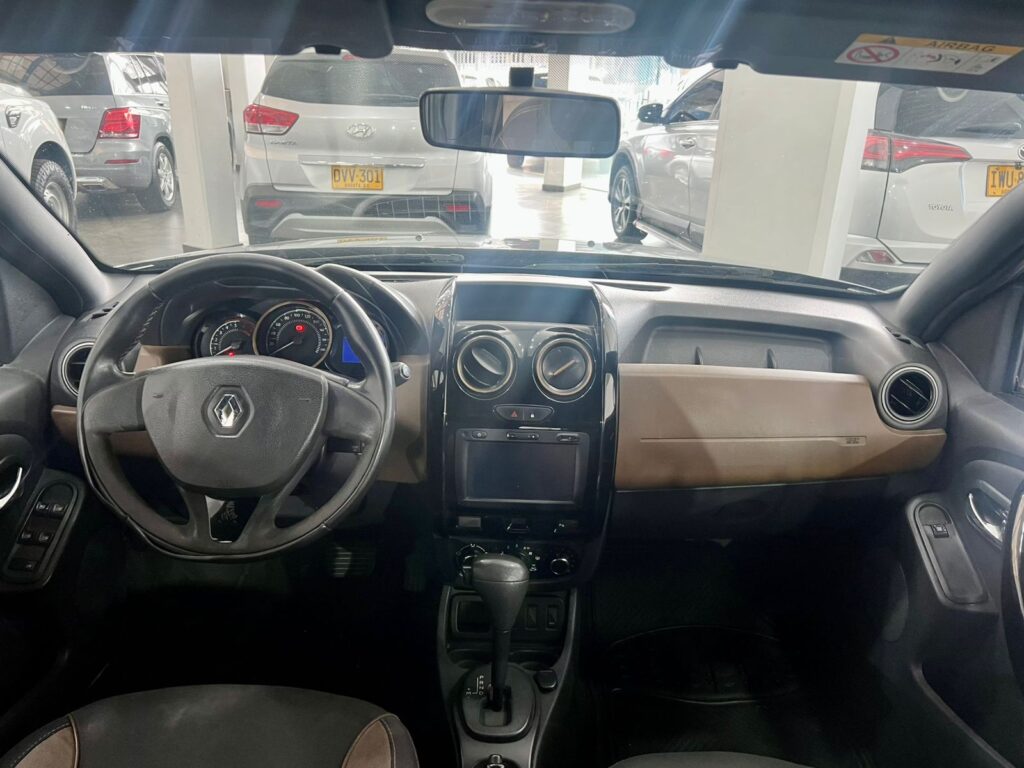 RENAULT DUSTER 2.0 DYANMQIUE DAKAR
