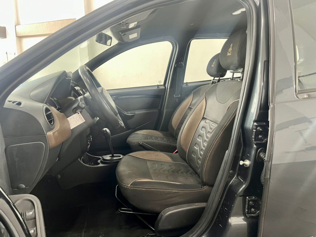 RENAULT DUSTER 2.0 DYANMQIUE DAKAR