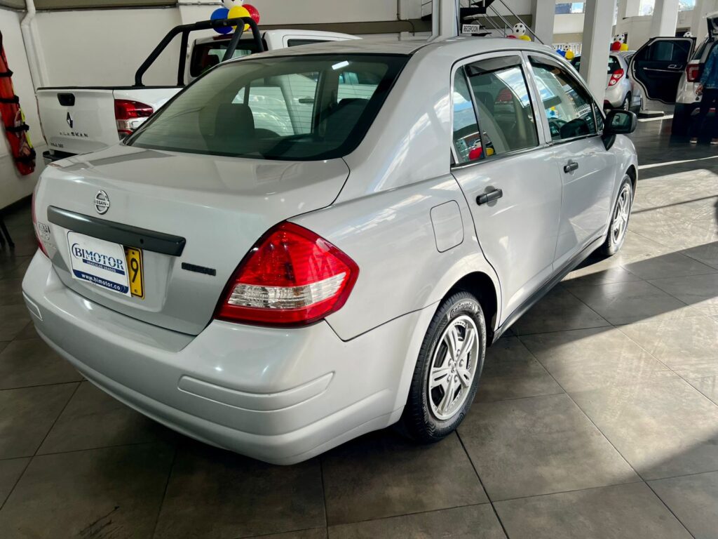 NISSAN TIDDA 2014
