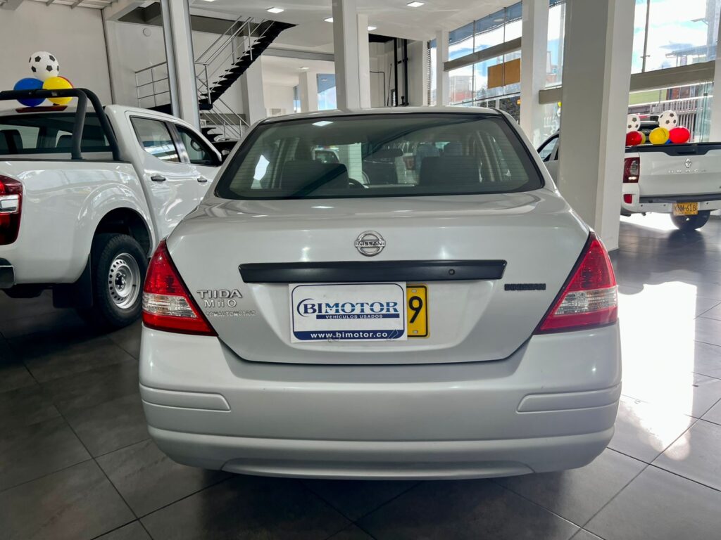 NISSAN TIDDA 2014