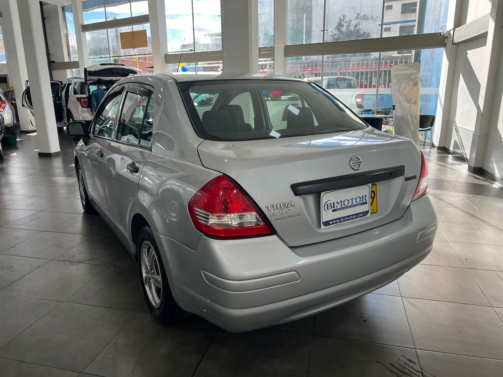 NISSAN TIDDA 2014