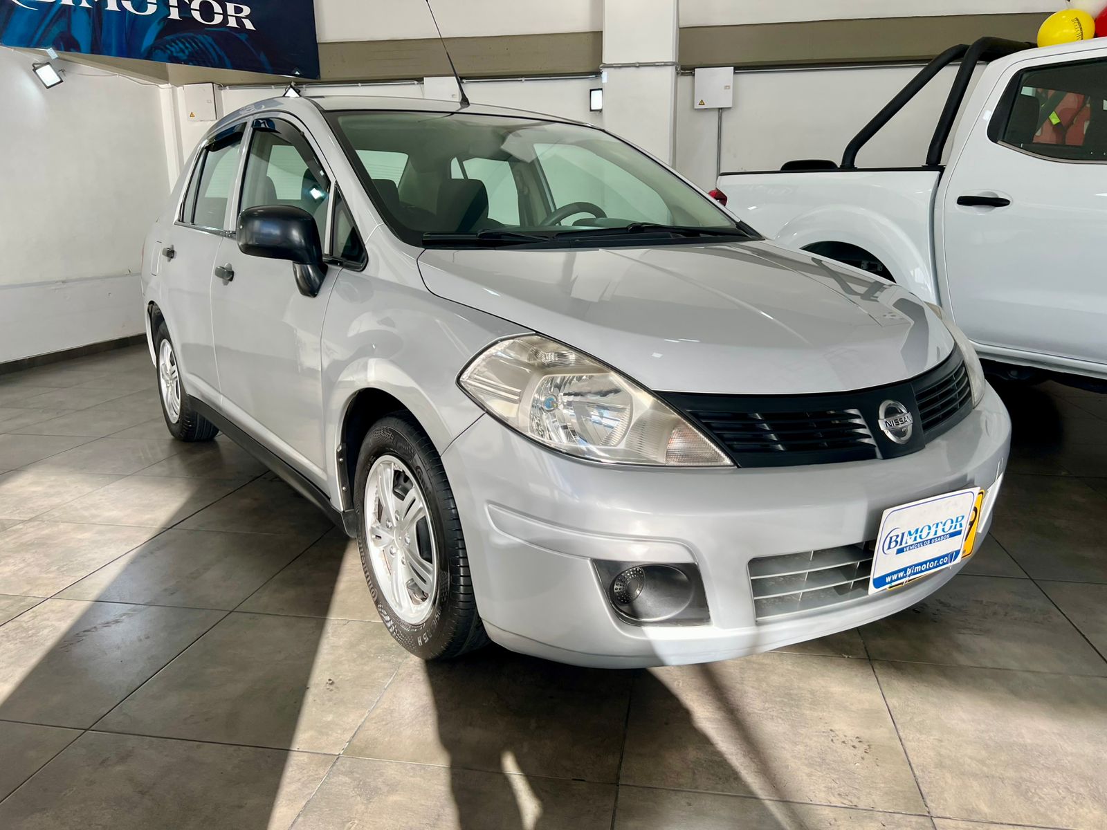 NISSAN TIDDA 2014