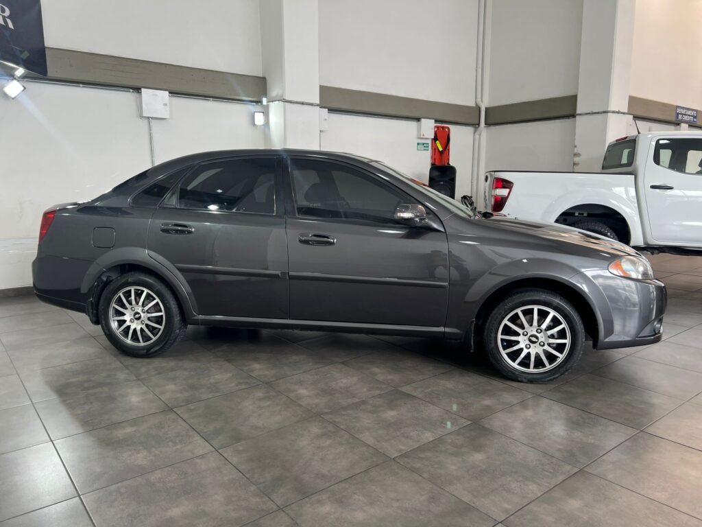 CHEVROLET OPTRA ADVANCE SEDAN