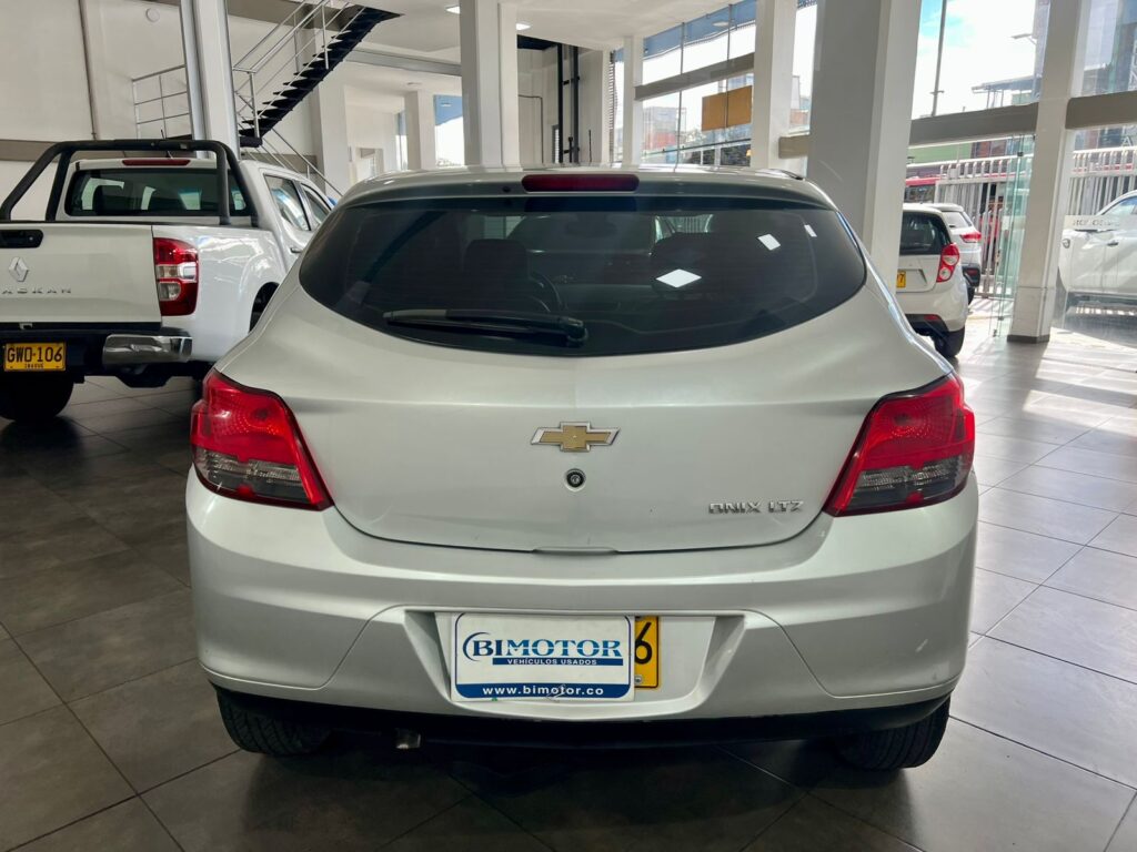 CHEVROLET ONIX 1.4 LTZ MT HATCHBACK 2016
