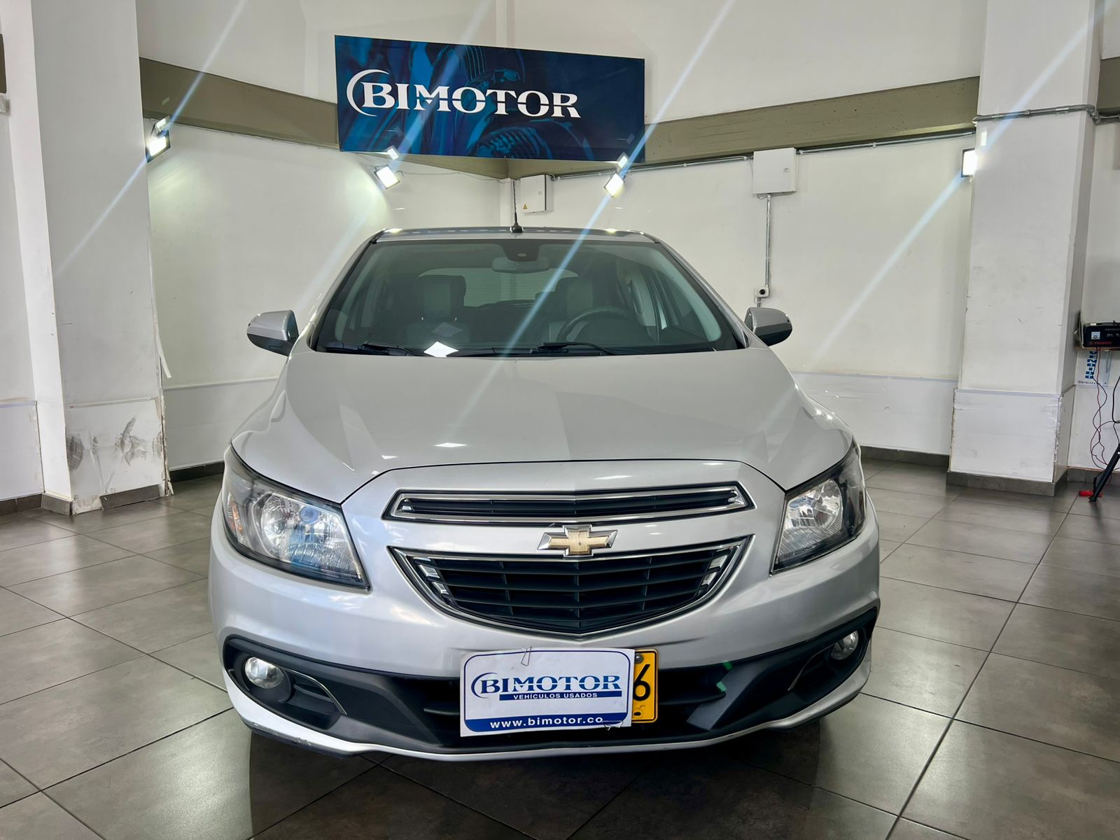 CHEVROLET ONIX 1.4 LTZ MT HATCHBACK 2016