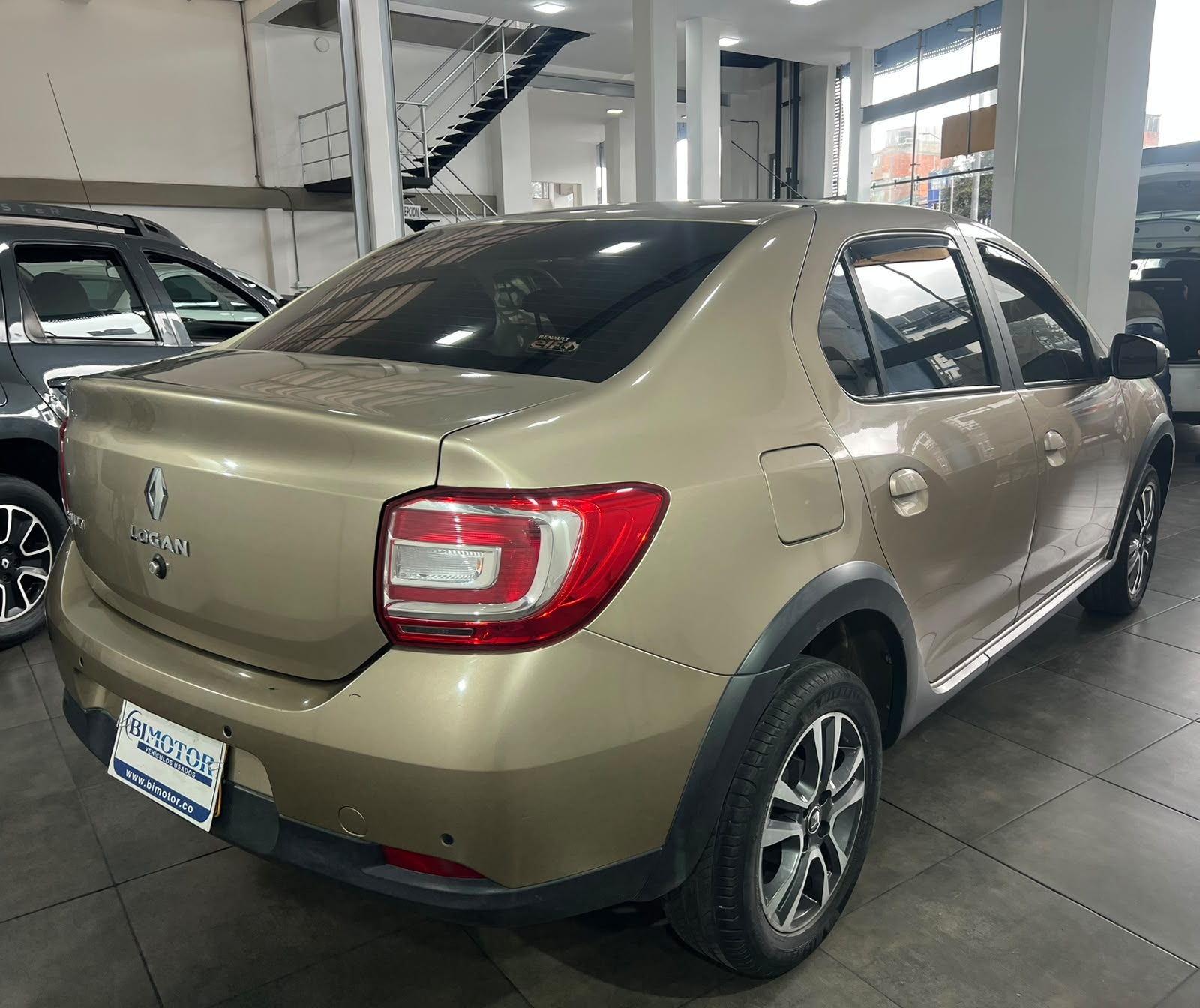 RENAULT LOGAN 1.6 PH2 INTENS