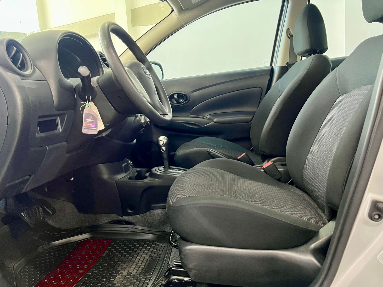 NISSAN VERSA DRIVE