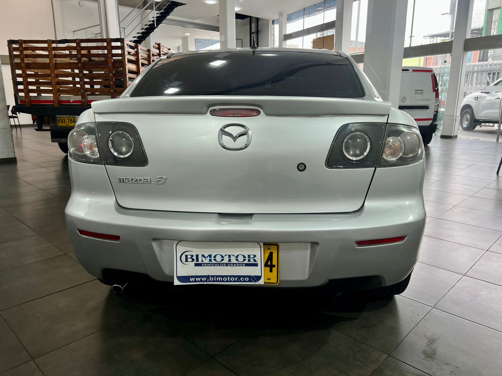 MAZDA 3 SEDAN