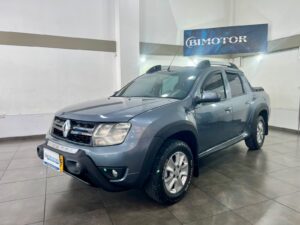 RENAULT OROCH 4×4 INTENS MT